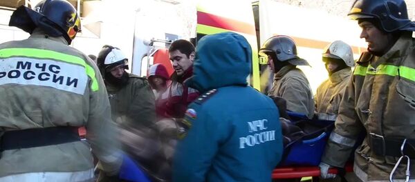 救援人員在馬格尼托爾斯克的廢墟下發現了一個11月大的孩子 - 俄羅斯衛星通訊社