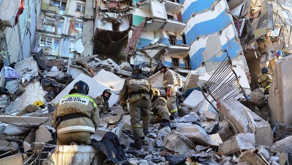 俄紧急情况部：救援人员挖出第38具马格尼托戈尔斯克爆炸遇难者遗体 - 俄罗斯卫星通讯社