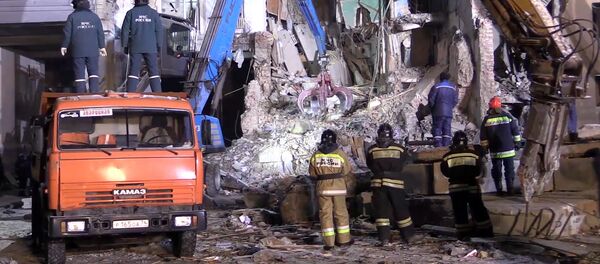 俄马格尼托戈尔斯克爆炸所有遇难者遗体已从废墟中挖出 共39人丧生 - 俄罗斯卫星通讯社