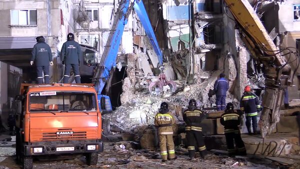 俄马格尼托戈尔斯克爆炸所有遇难者遗体已从废墟中挖出 共39人丧生 - 俄罗斯卫星通讯社