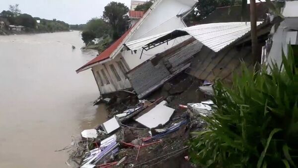 媒體：菲律賓暴雨和山體滑坡所致傷亡已達122人 - 俄羅斯衛星通訊社