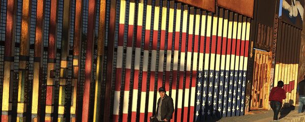 五角大楼用于飞机和导弹升级的资金将被用来建造美墨边境墙 - 俄罗斯卫星通讯社