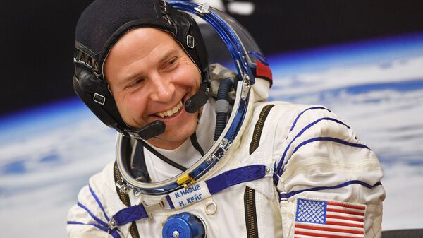 国际空间站美国宇航员黑格在太空的两个月内身高增长5厘米 - 俄罗斯卫星通讯社