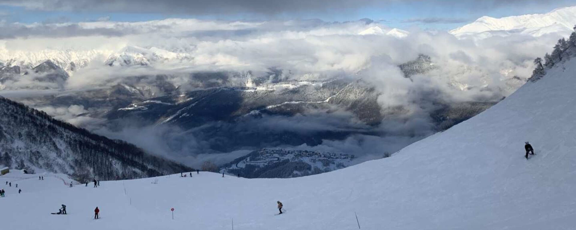 媒体：瑞士滑雪胜地酒吧爆炸事件致10死10伤 - 俄罗斯卫星通讯社, 1920, 01.01.2026