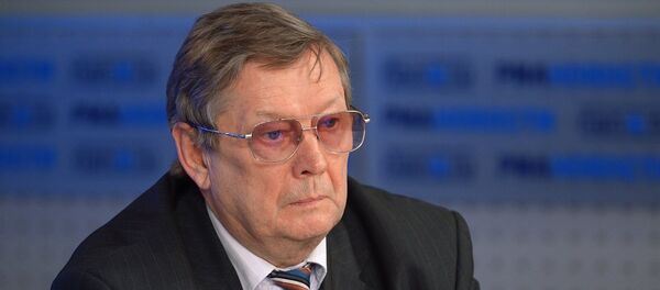 米哈伊尔·帕纳修克 - 俄罗斯卫星通讯社