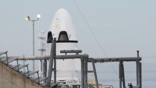 Космический корабль SpaceX Dragon Crew на стартовой площадке космодрома на мысе Канаверал - 俄羅斯衛星通訊社