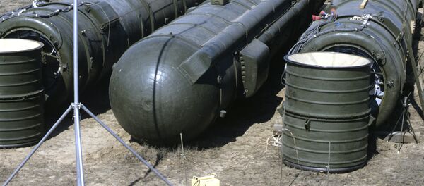 Связка из трех ракет РСД-10 - 俄罗斯卫星通讯社