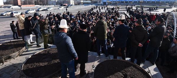 比什凯克集会的参与者要求禁止授予中国公民吉尔吉斯斯坦国籍 - 俄罗斯卫星通讯社