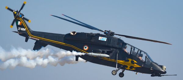 印度首架国产攻击直升机接受实弹测试 印度首架国产攻击直升机接受实弹测试 - 俄罗斯卫星通讯社