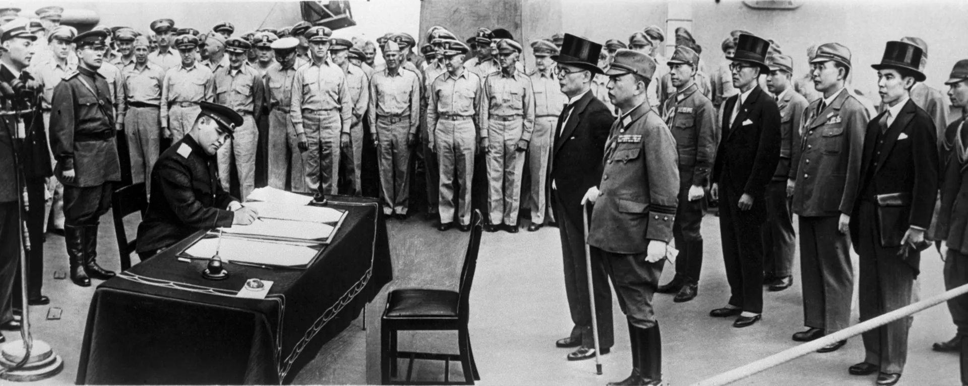 日本签署无条件投降书 - 俄罗斯卫星通讯社, 1920, 15.08.2026