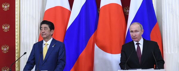 克宫:普京与安倍将在东方经济论坛期间讨论双边合作与和平条约 克宫:普京与安倍将在东方经济论坛期间讨论双边合作与和平条约 - 俄罗斯卫星通讯社