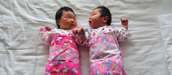 中國人大代表提議保護未婚生育孩子權益 中國人大代表提議保護未婚生育孩子權益 - 俄羅斯衛星通訊社