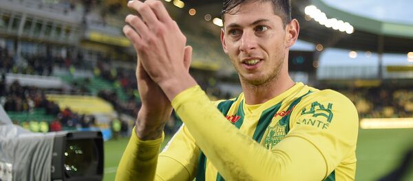 在英吉利海峽搜索搭載阿根廷球員失事飛機的行動恢復 - 俄羅斯衛星通訊社