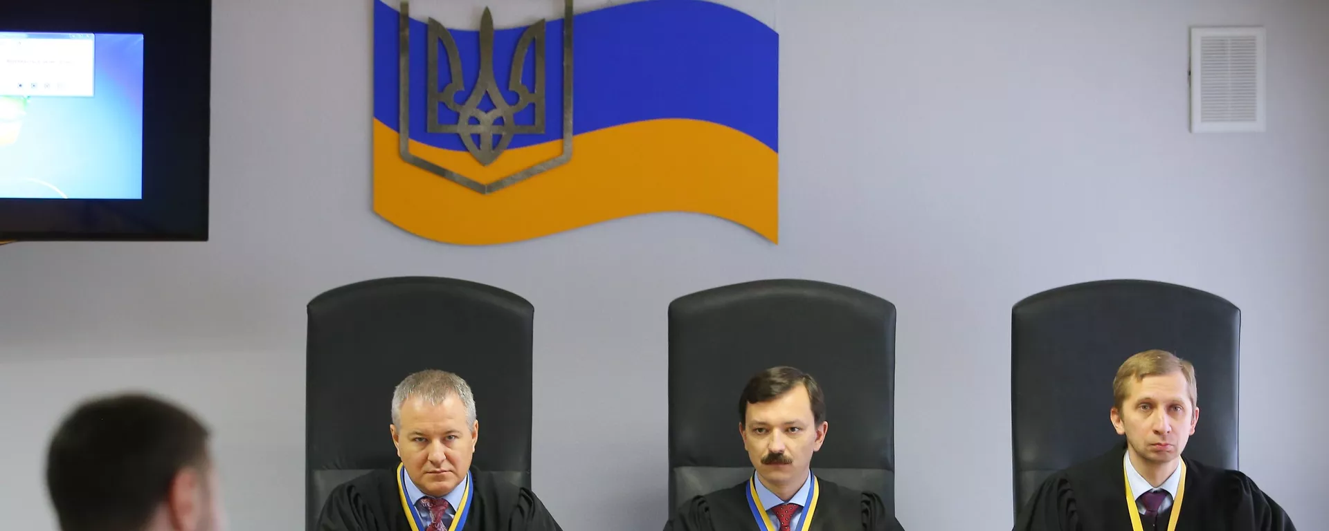 Украинский политик выпил водки и сорвал суд - 俄羅斯衛星通訊社, 1920, 12.06.2021