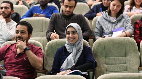 俄科教部：俄罗斯外国大学生数量每年都在递增 - 俄罗斯卫星通讯社