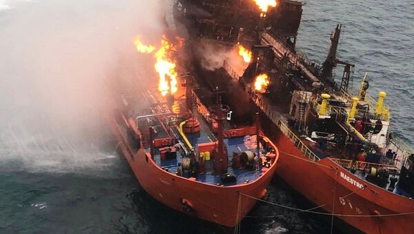 俄联邦海洋和河流运输署：两艘货轮仍在黑海上继续燃烧 - 俄罗斯卫星通讯社