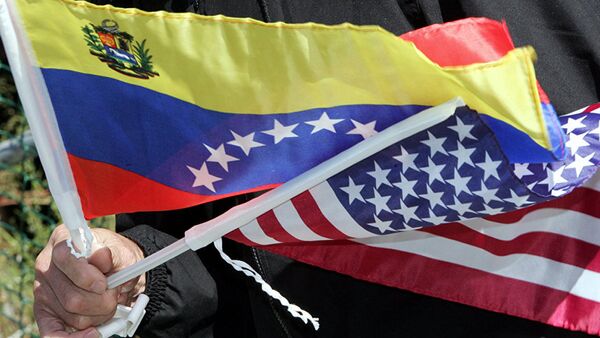 Флаги США и Венесуэлы. - 俄罗斯卫星通讯社