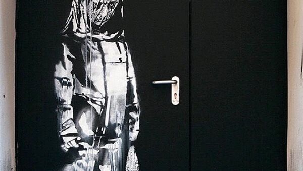  巴黎一幅纪念恐怖袭击遇害者的艺术品被盗 - 俄罗斯卫星通讯社