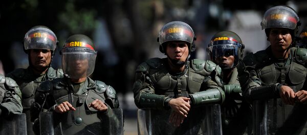 美国在委内瑞拉问题上违反所有可以想到的国际法准则 - 俄罗斯卫星通讯社