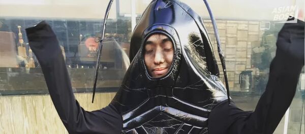 日本少年爱上蟑螂女吃了她 - 俄罗斯卫星通讯社