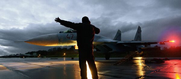 Российский истребитель Су-27 - 俄罗斯卫星通讯社