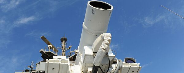 Лазерная пушка, установленная на борту американского корабля USS Ponce - 俄罗斯卫星通讯社