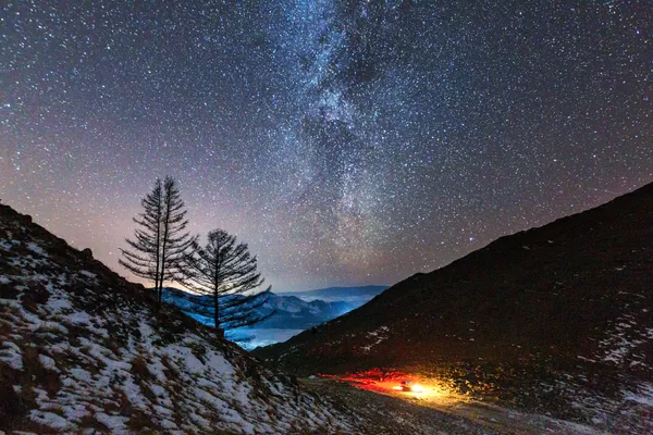 簡直是宇宙:貝加爾湖美得不真實的樣子 簡直是宇宙:貝加爾湖美得不真實的樣子 - 俄羅斯衛星通訊社
