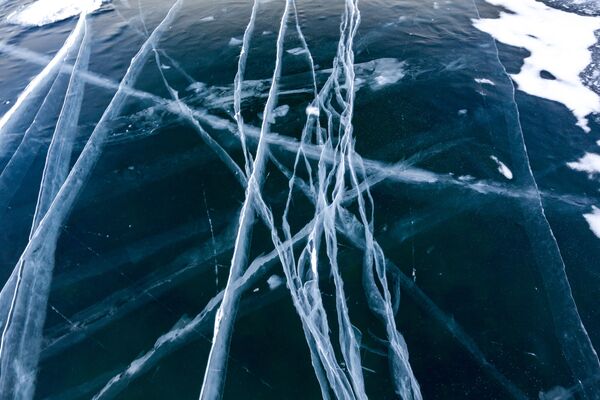简直是宇宙：贝加尔湖美得不真实的样子 - 俄罗斯卫星通讯社