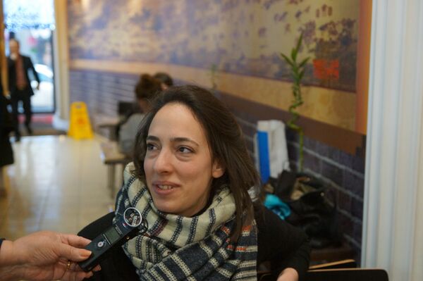 莫斯科姑娘萨莎希望俄中一直友好下去 - 俄罗斯卫星通讯社