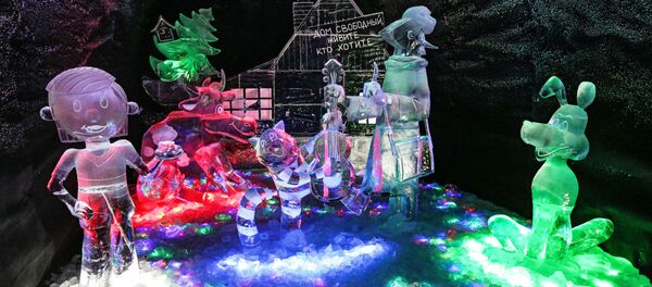 动画片《普罗斯托克瓦希诺》 的主角冰雕 - 俄罗斯卫星通讯社