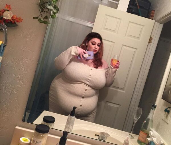 阿曼达·费 - 俄罗斯卫星通讯社