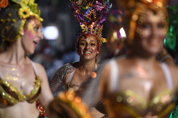 乌拉圭狂欢节坎东贝热舞 - 俄罗斯卫星通讯社