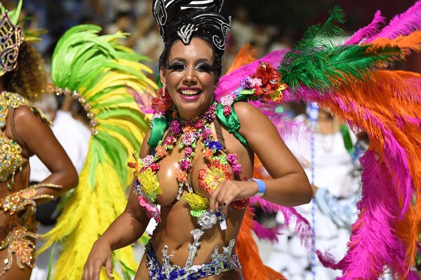乌拉圭狂欢节坎东贝热舞 - 俄罗斯卫星通讯社