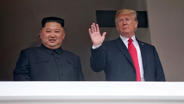 Президент США Дональд Трамп и лидер Северной Кореи Ким Чен Ын на встрече в Сингапуре в рамках саммита США - Северная Корея - 俄罗斯卫星通讯社