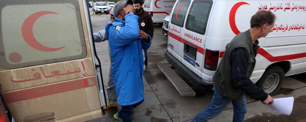 Автомобили скорой помощи у больницы в Ираке. - 俄羅斯衛星通訊社