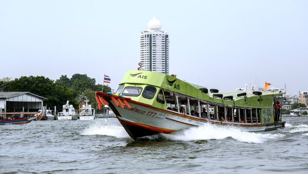 泰国将提高旅游巴士和游船的安全标准 - 俄罗斯卫星通讯社
