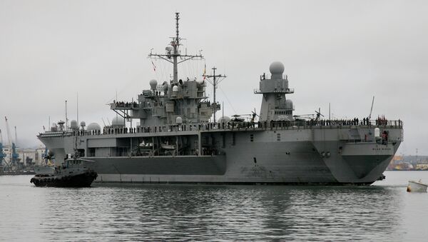 美海军第七舰队旗舰驶入韩国釜山港 - 俄罗斯卫星通讯社