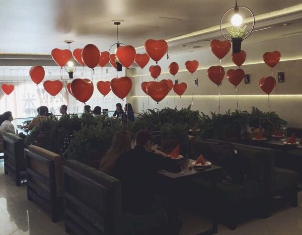 莫斯科中餐馆里浪漫的情人节氛围 - 俄罗斯卫星通讯社