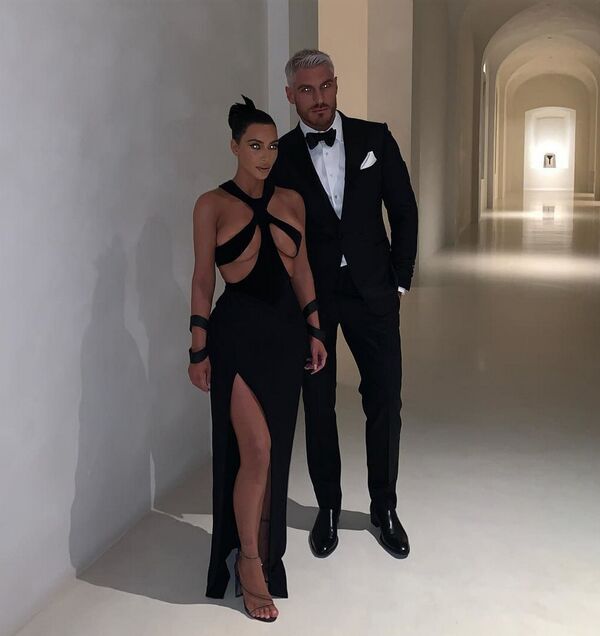 金·卡戴珊再玩“暴露秀” - 俄羅斯衛星通訊社