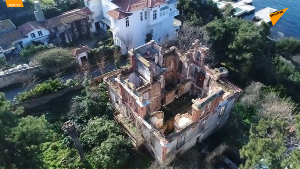 无人机拍下沦为废墟的土耳其托洛茨基之家 - 俄罗斯卫星通讯社