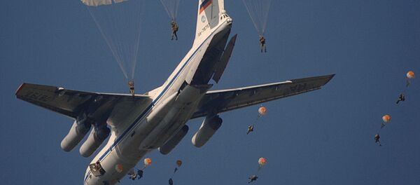 俄罗斯伞兵将使用VR头盔训练跳伞 - 俄罗斯卫星通讯社