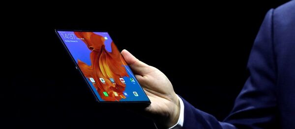 Huawei Mate X - 俄罗斯卫星通讯社