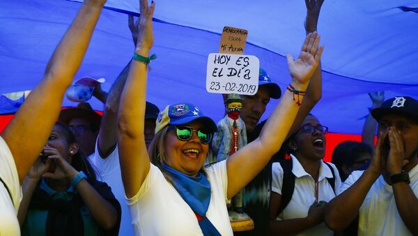 委內瑞拉警方：加拉加斯反對派遊行活動和平結束 - 俄羅斯衛星通訊社