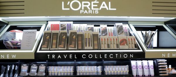 媒体称中国美容行业呈现近30年来最低增长速度 - 俄罗斯卫星通讯社