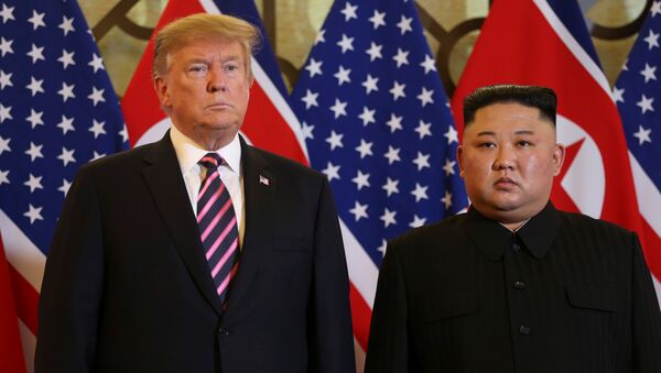 U.S. President Donald Trump meets with North Korean leader Kim Jong Un in Hanoi - 俄罗斯卫星通讯社