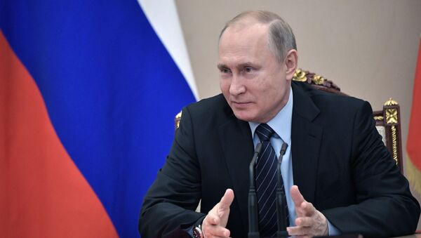 Президент РФ Владимир Путин на совещании с постоянными членами Совета безопасности РФ - 俄羅斯衛星通訊社