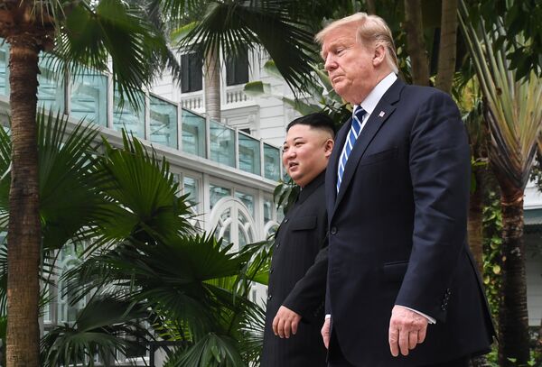 記者們發現特朗普和金正恩試圖互相複製彼此的行為 記者們發現特朗普和金正恩試圖互相複製彼此的行為 - 俄羅斯衛星通訊社