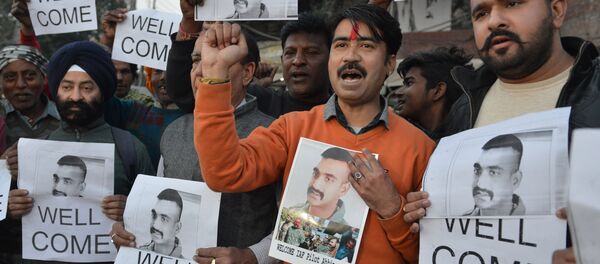 巴基斯坦释放被俘印度飞行员 - 俄罗斯卫星通讯社