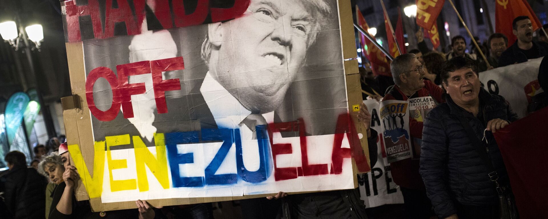 特朗普試圖對馬杜羅最大限度地施壓並提高籌碼 - 俄羅斯衛星通訊社, 1920, 30.11.2025