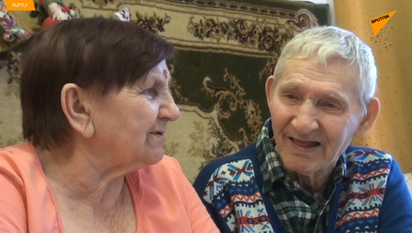 恋人分离半个世纪后在养老院重逢 - 俄罗斯卫星通讯社